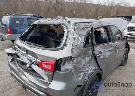 2018 Mitsubishi Outlander Sport 2.0 Es/2.0 Le из США, поврежденный, VIN JA4AP3AU1JU014402